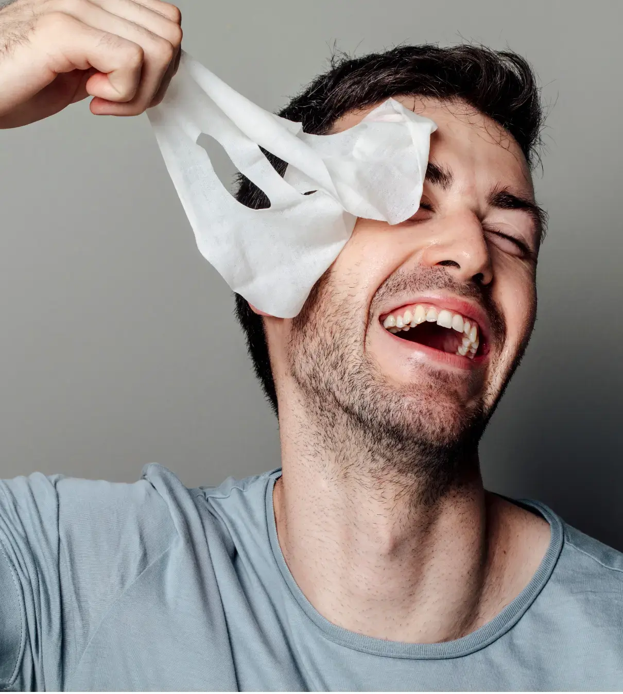startup-marketing-full-disclosure-face-reveal